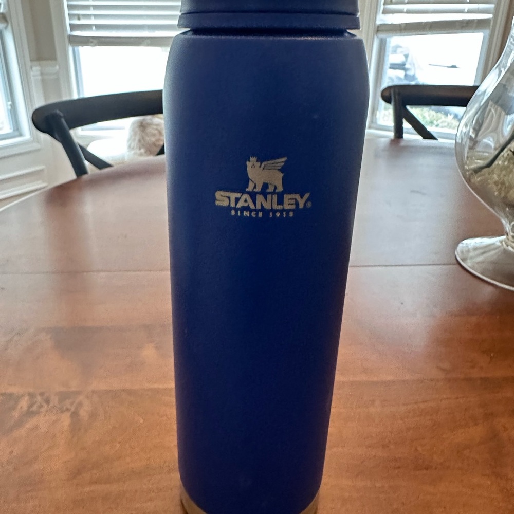 Stanley electric blue with Stainless Base with Barcode